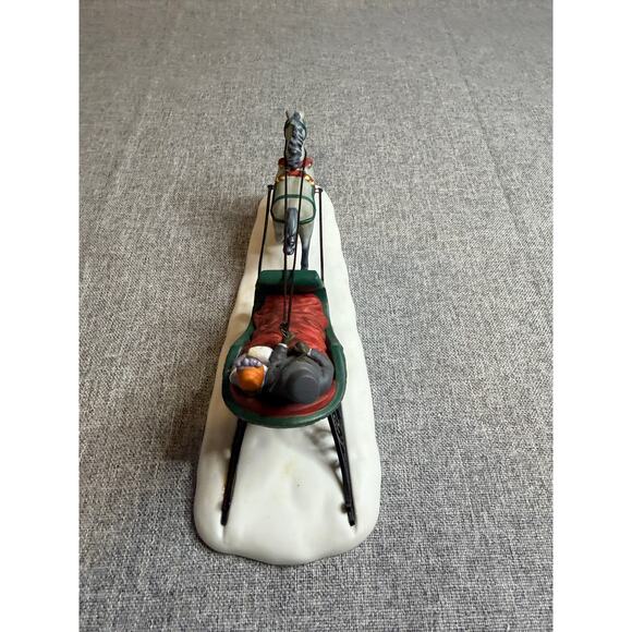 Dept 56 Heritage Village Collection "Dashing Through The Snow" 5820-3 - Picture 6 of 10